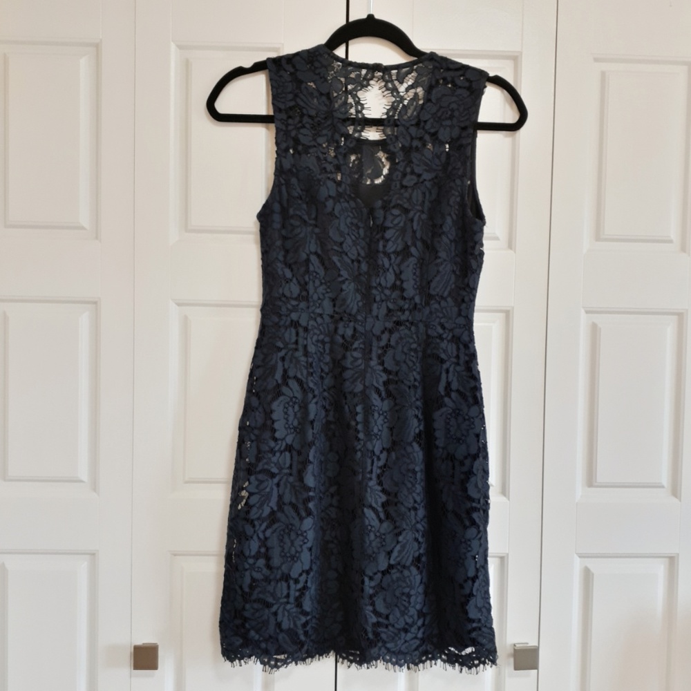 Banana Republic Navy Sheath Dress Lace Sleeveless - Picture 4 of 6